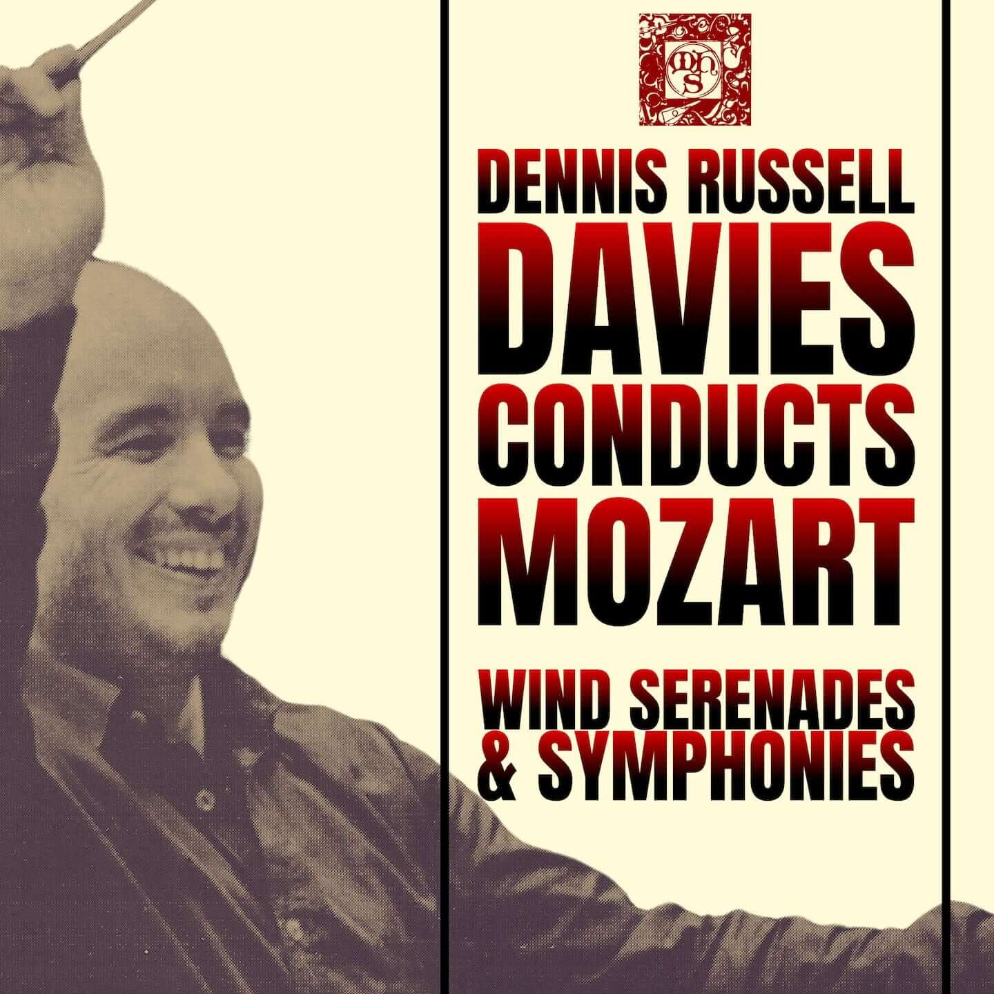 Mozart: Wind Serenades & Symphonies - Dennis Russell Davies, Orchester der Beethovenhall Bonn